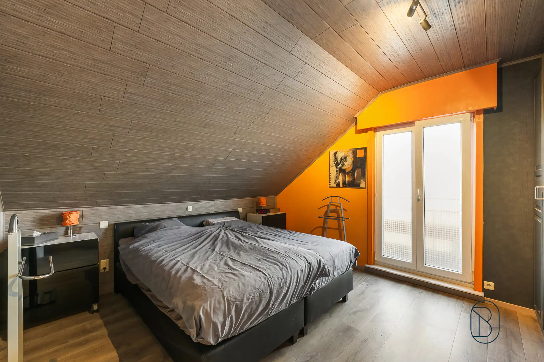 Instapklare HOB met 3 slk garage en tuin in Marke foto 13