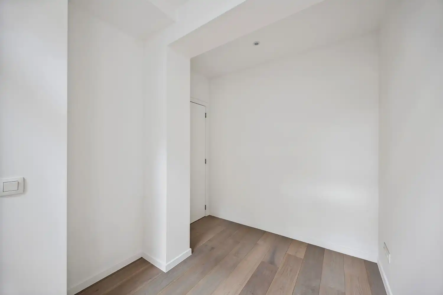 Gelijkvloers pareltje ±140m² met stadstuin en terras in hartje Antwerpen – Gerenoveerd in 2025 foto 13