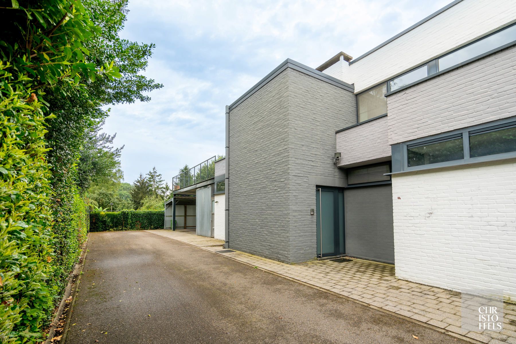 TE HUUR - Penthouse (186 m²) met privé tuin en terras in Zutendaal! foto 15