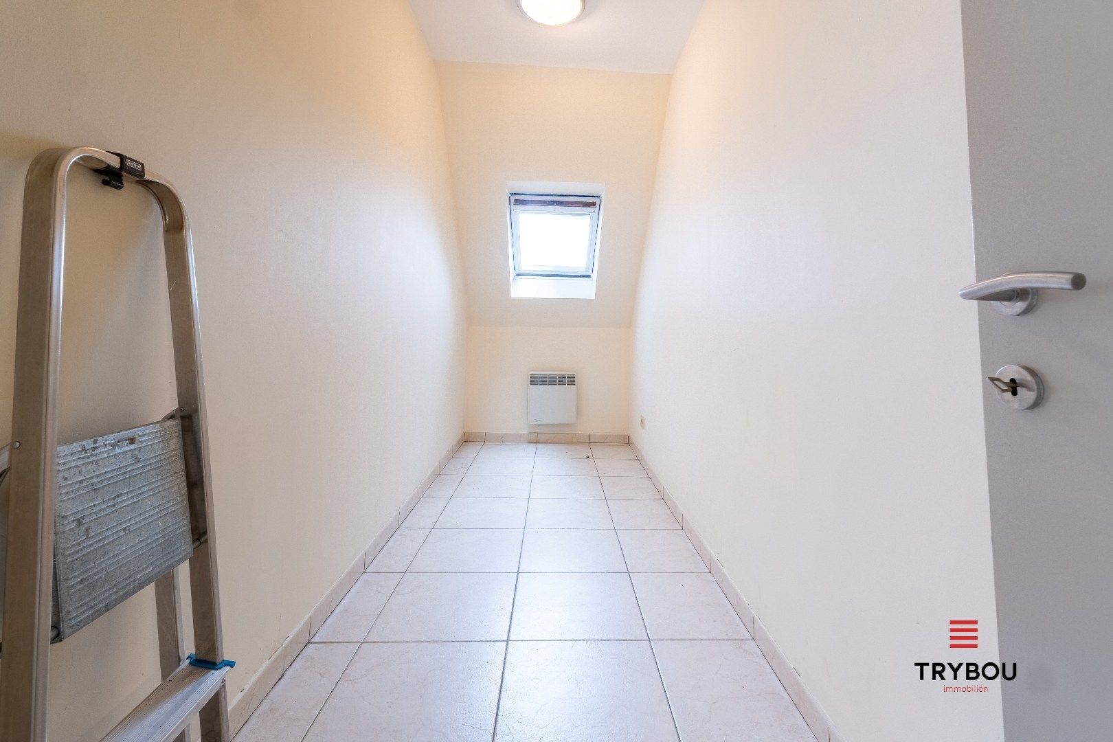 Duplex-appartement met 2 slaapkamers op de Markt van Houthulst  foto 10