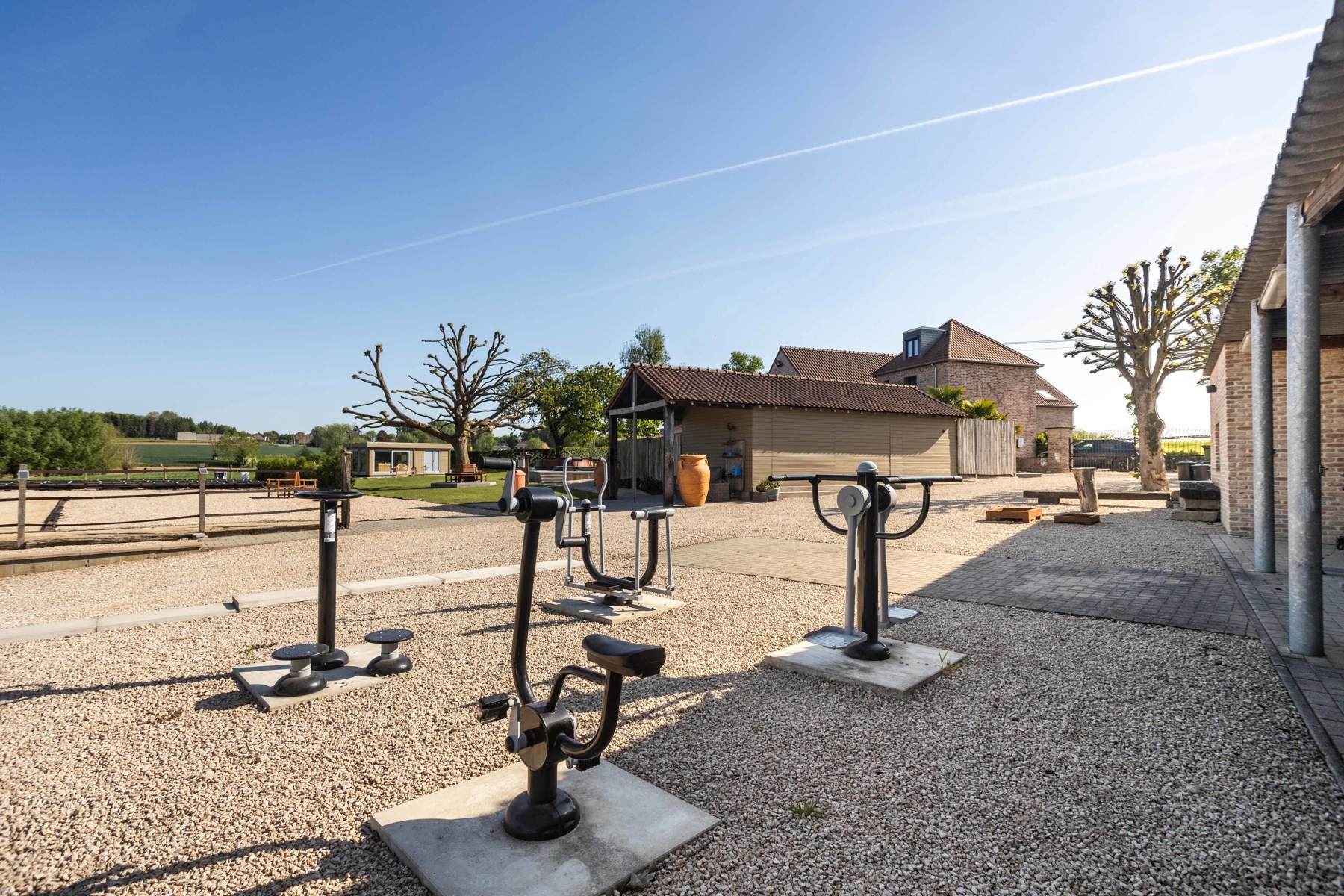 Exclusieve vastgoedparel met 3 vakantiewoningen en wellness foto 27
