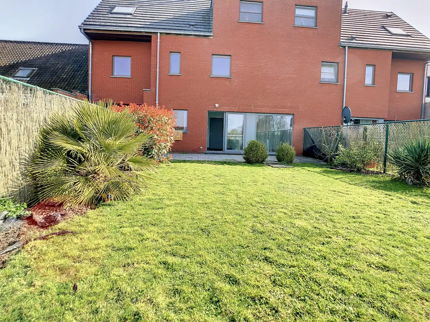 Gelijkvloers appartement met 1 slaapkamer in centrum van Westrozebeke foto {{pictureIndex}}