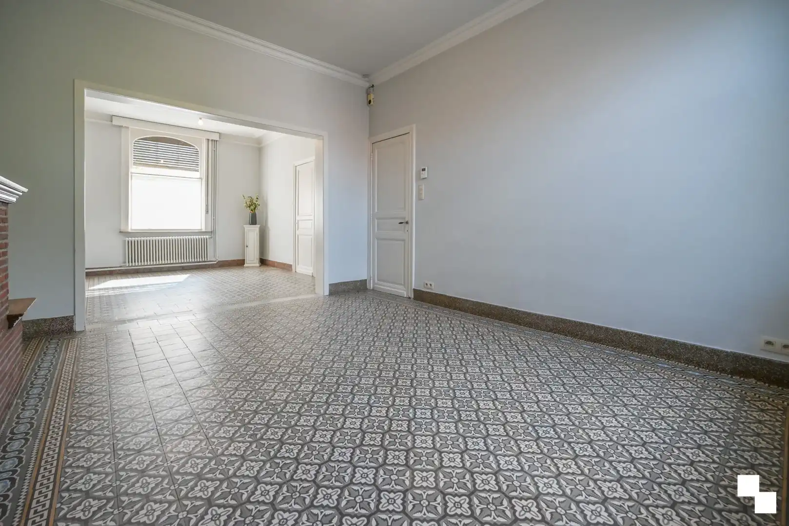Charmante herenwoning met 4 à 5 slaapkamers te Izegem foto 7