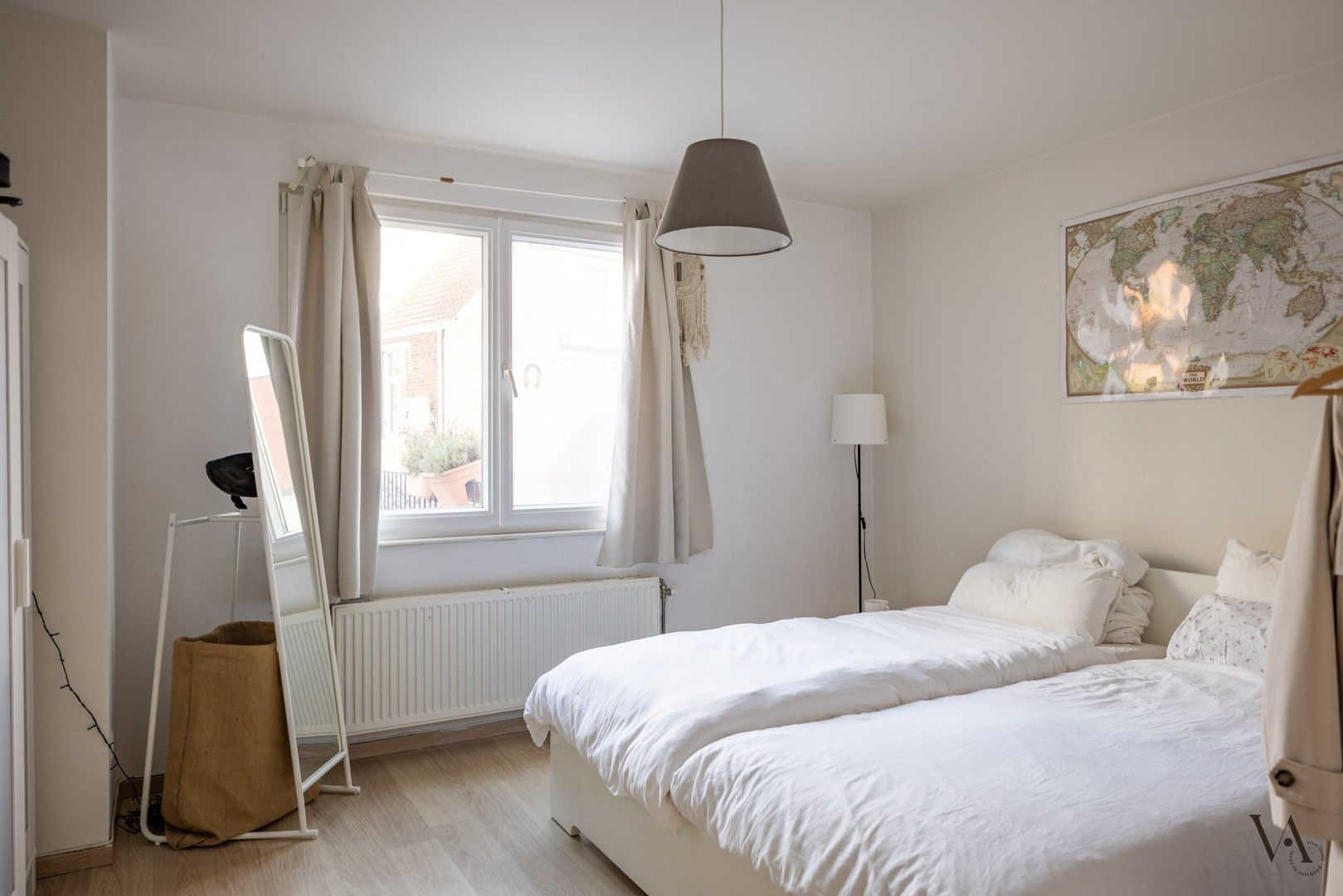 Gezellig en lichtrijk 2-slaapkamerappartement aan HH Ziekenhuis foto 5