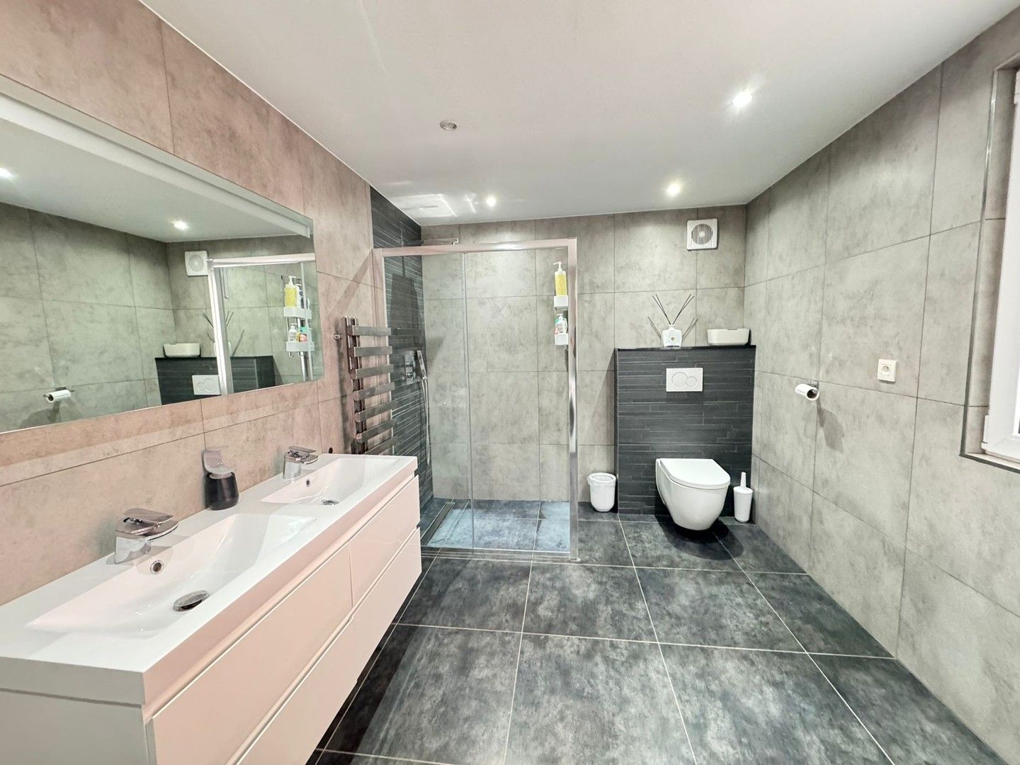 GERENOVEERDE WONING foto 5