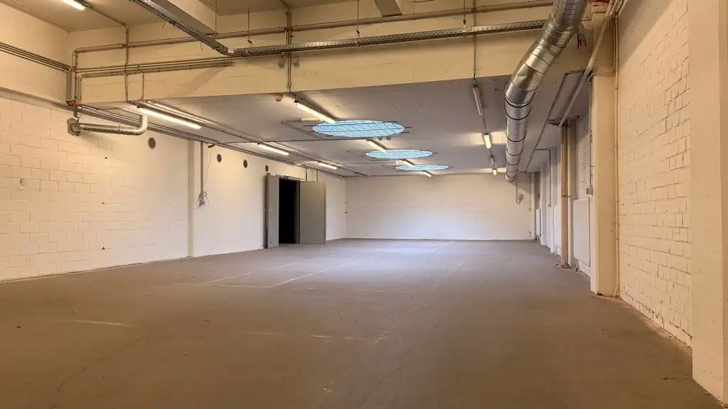 Kantoor of showroom B2B te huur in Ceka Center Antwerpen foto 14