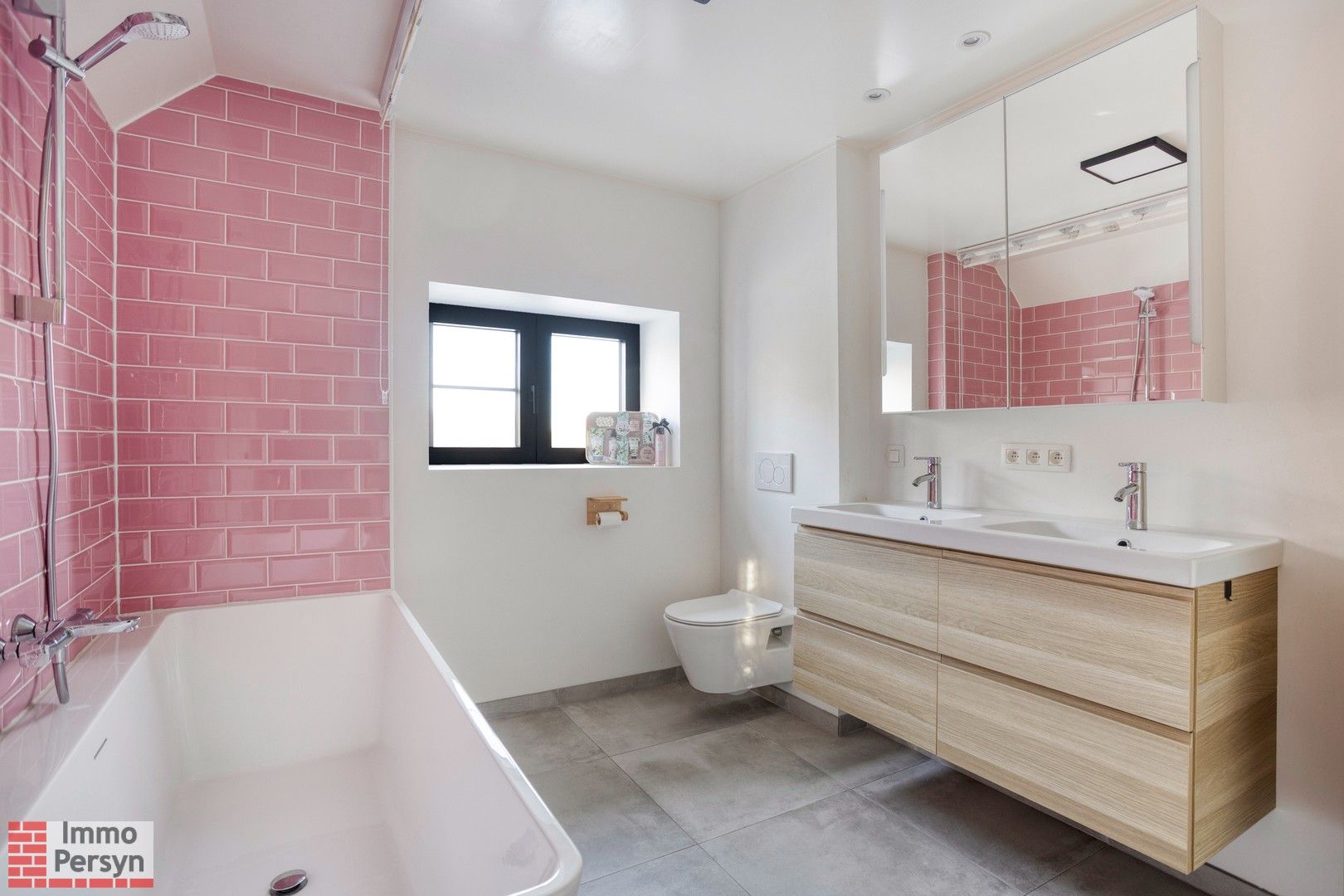 Landelijk gelegen open bebouwing op bijna 16 are. EPC A! foto 21