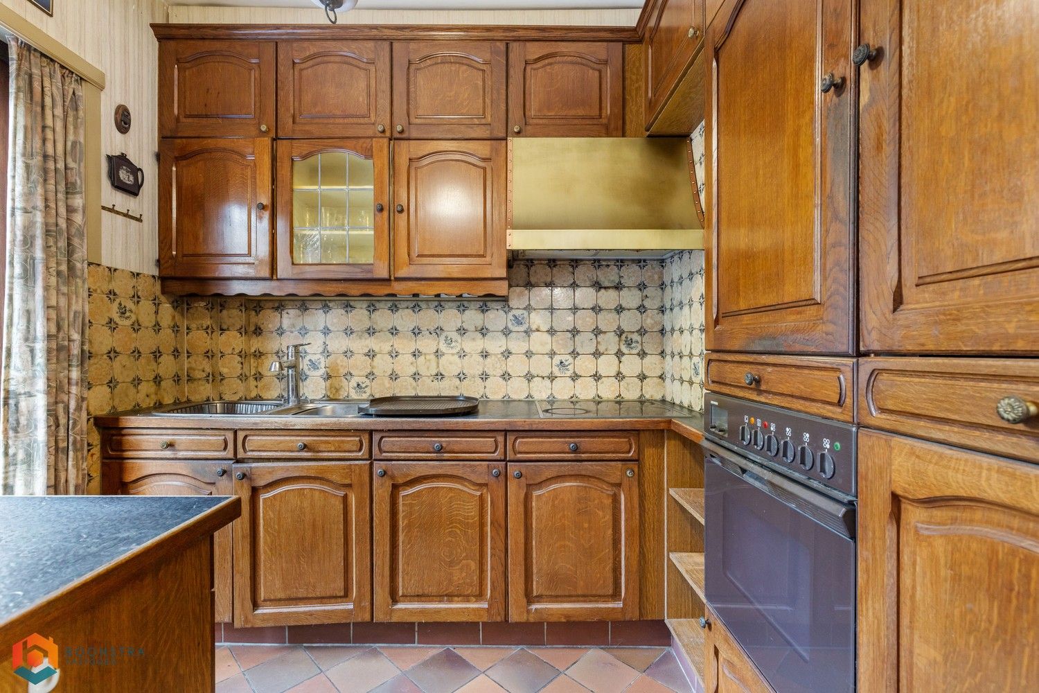 Te renoveren bel-etage te Edegem foto 9