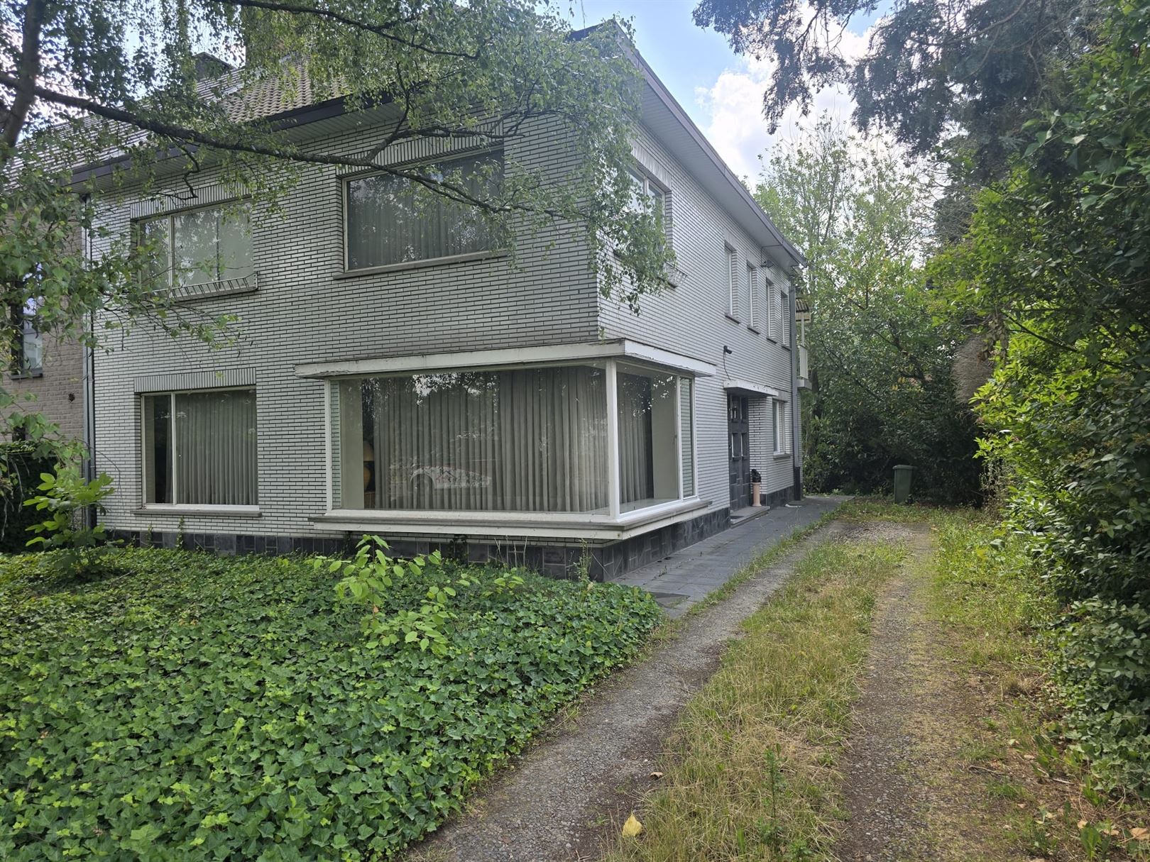 ()=>{if(producerUpdateValueVersion(node),producerAccessed(node),node.value===ERRORED)throw node.error;return node.value} Boerenkrijgsingel 88 - 3500 HASSELT