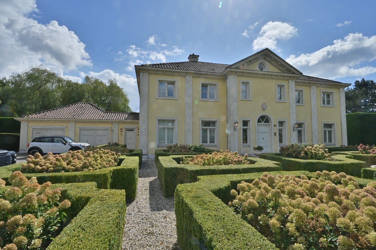 Exclusieve villa in geliefde villawijk Kiewitheide foto 2