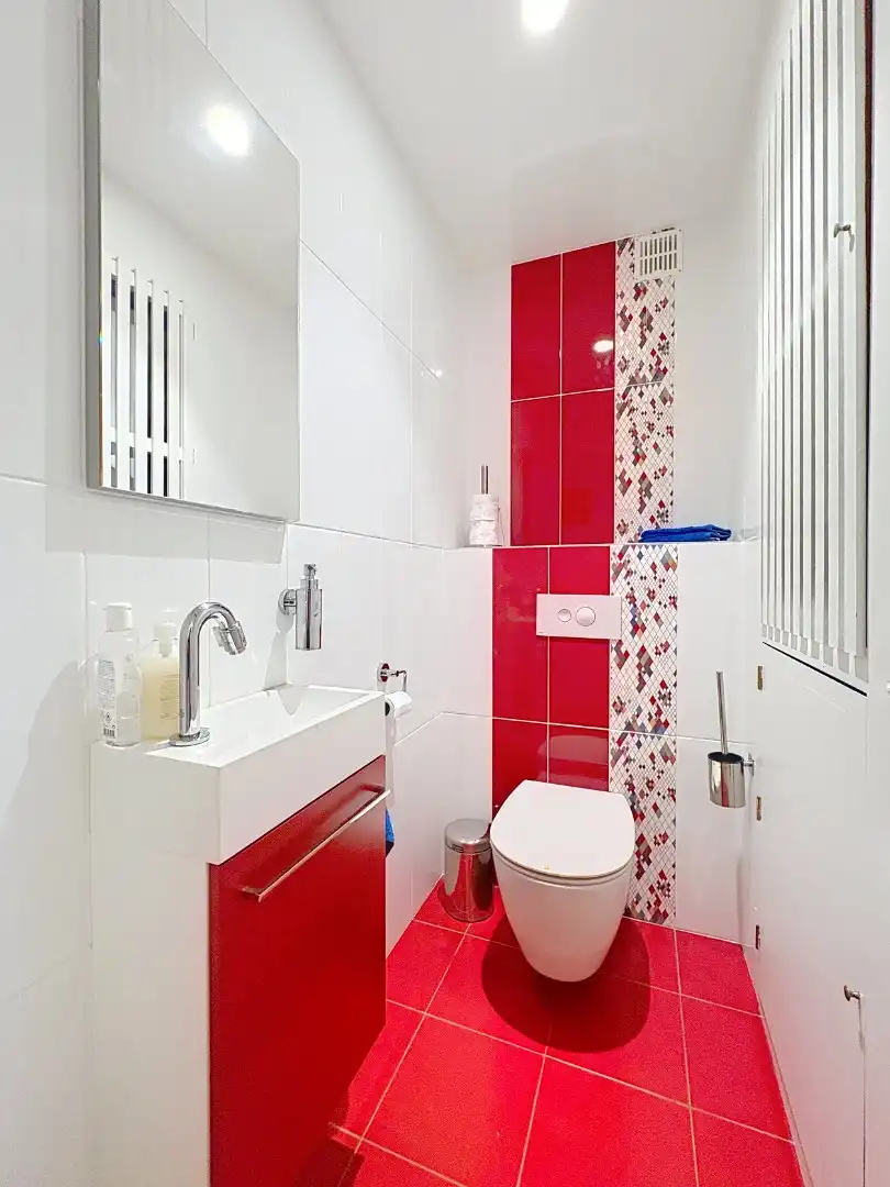 Instapklaar 2-slaapkamerappartement op toplocatie nabij zee foto 14