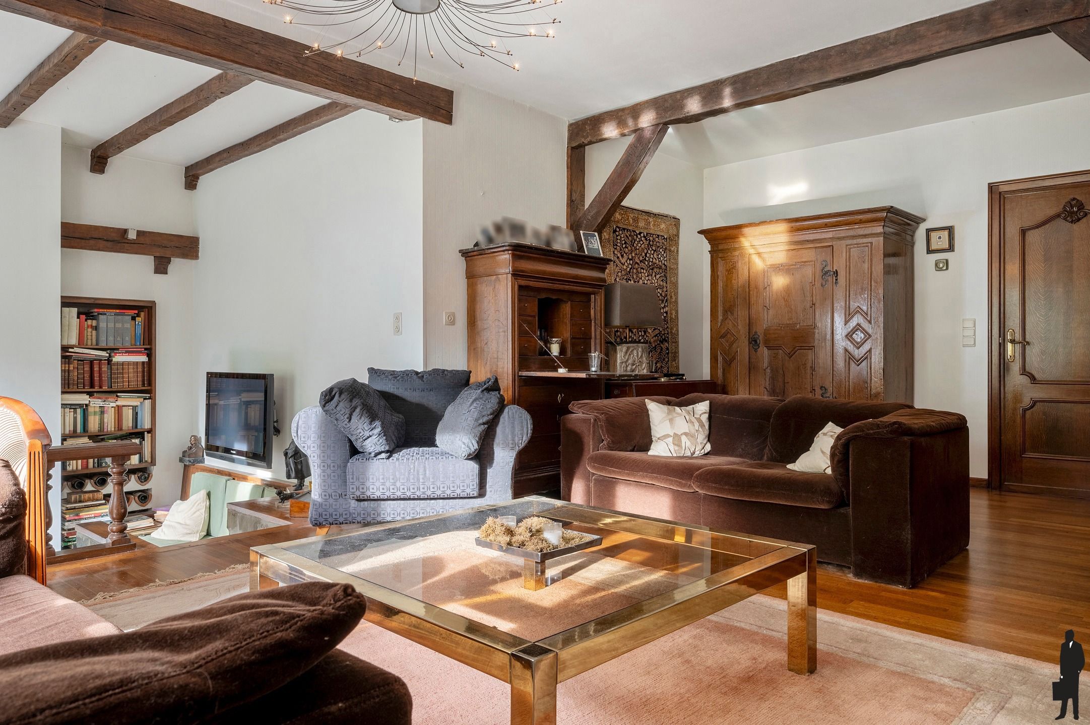  Goed onderhouden in het centrum gelegen karaktervilla op een perceel van ca. 1.938 m²! foto 14