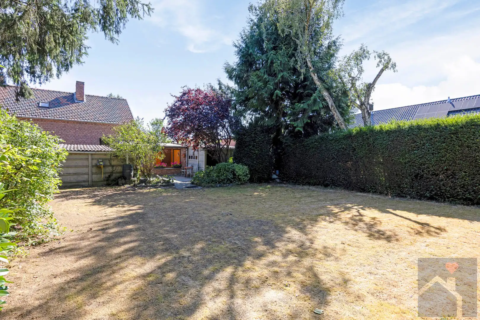 Charmante woning met karakter en renovatiemogelijkheden foto 26