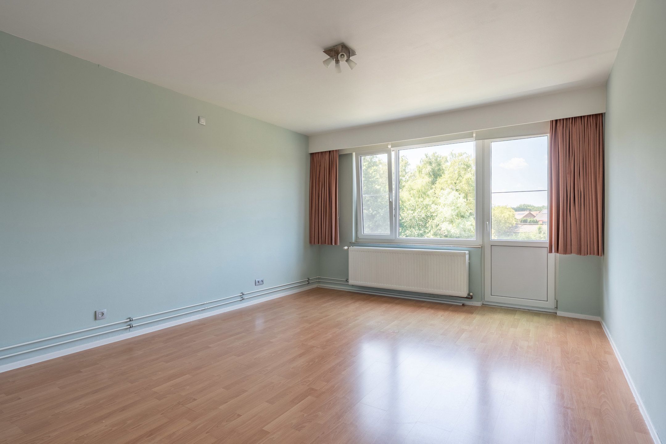 Ruim 2-slaapkamer appartement met garage te Turnhout foto 10