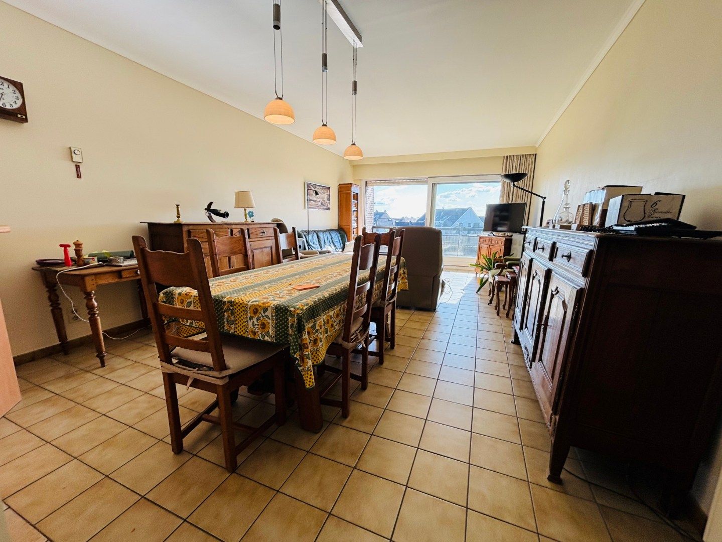 VOLWAARDIG RUIM FUNCTIONEEL APPARTEMENT OP EEN VOETSTAP VAN DE ZEELIJN foto 5