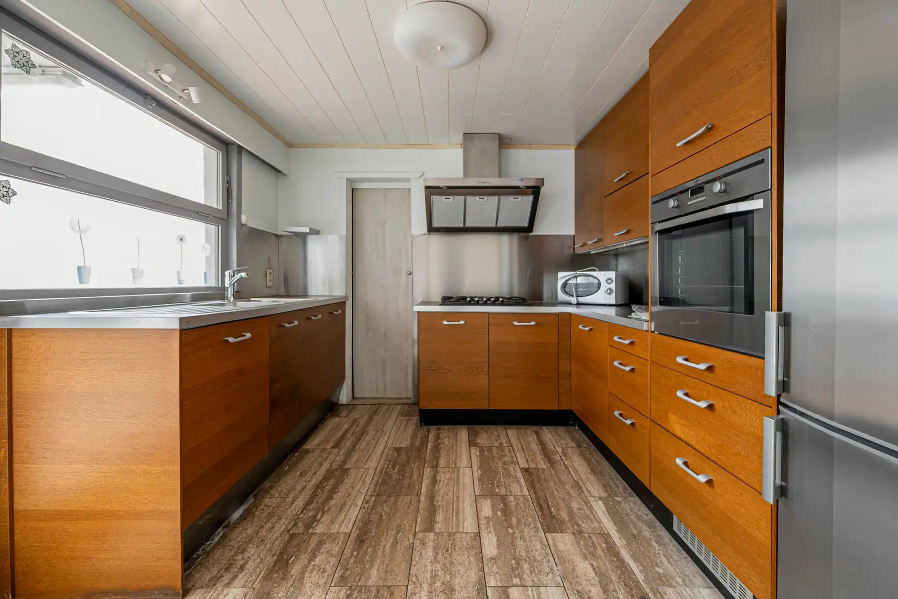 woning met 5 slaapkamers, tuin en garage in Dendermonde! foto 5