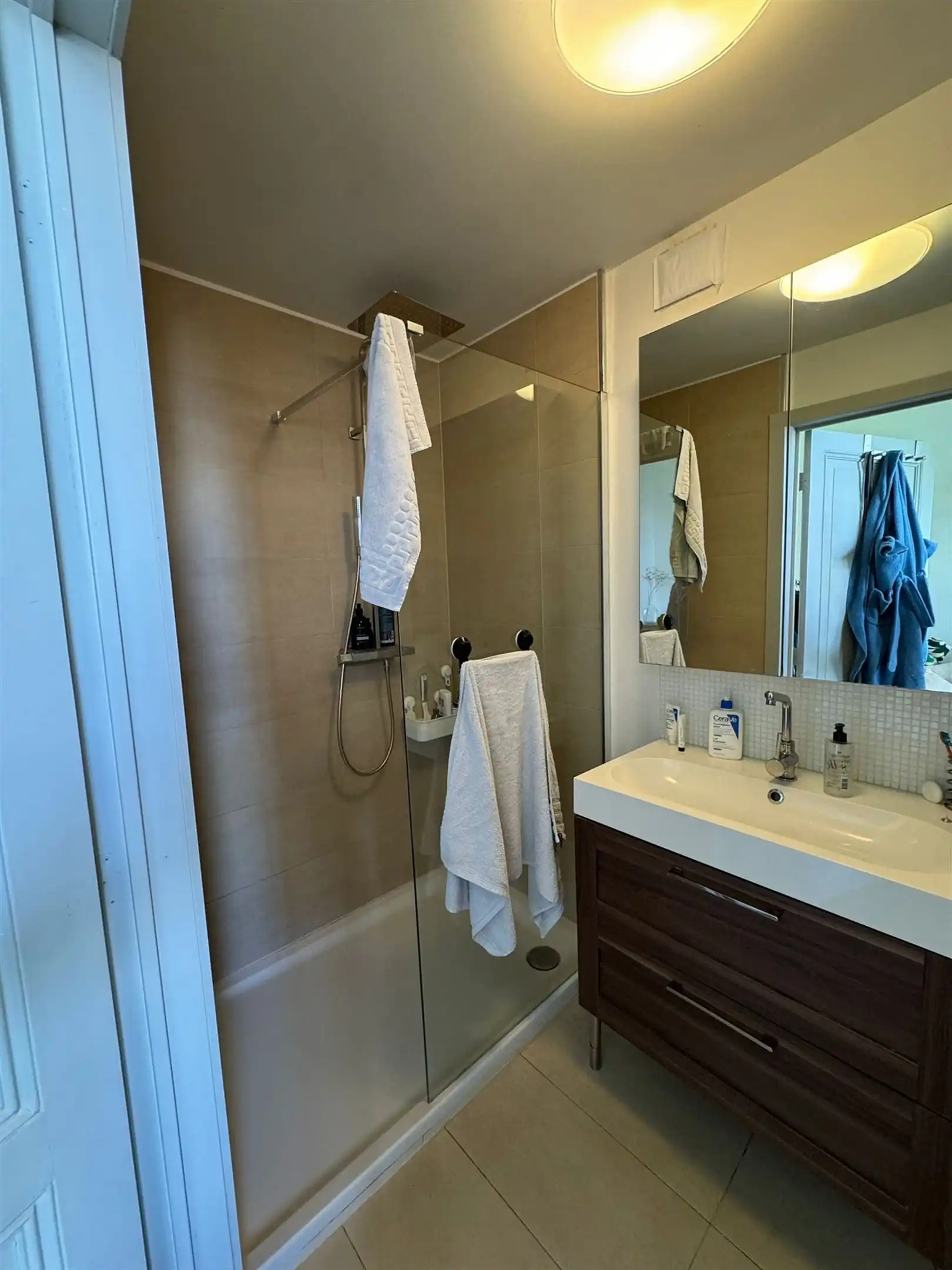 Charmant appartementje in winkelcentum Antwerpen! foto 4