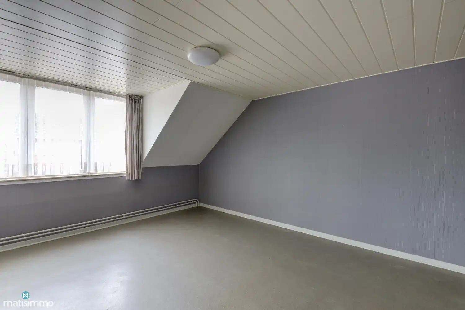 VOLLEDIG ONDERKELDERDE EENGEZINSWONING MET 4 SLAAPKAMERS, GARAGE EN RUIME TUIN IN BILZEN-CENTRUM foto 21