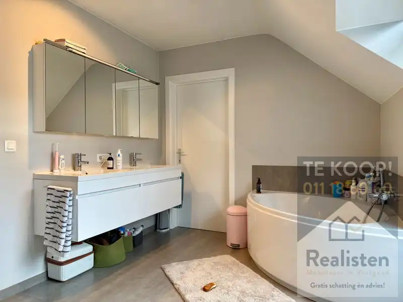 Instapklaar wonen in het hartje van Niel-bij-As met ruimte, comfort en zicht foto 31