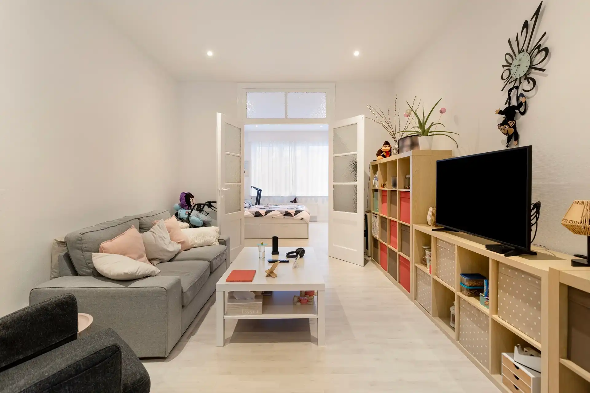 Gelijkvloers appartement met groot terras foto {{pictureIndex}}