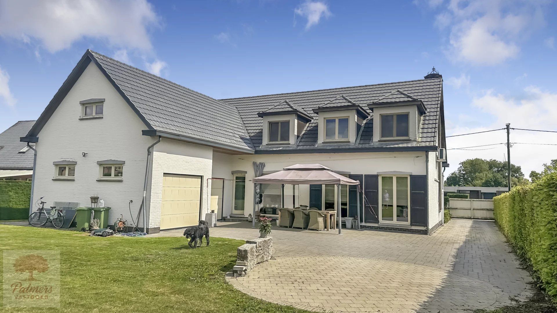 Veelzijdige villa eventueel voor vrij beroep. foto 32