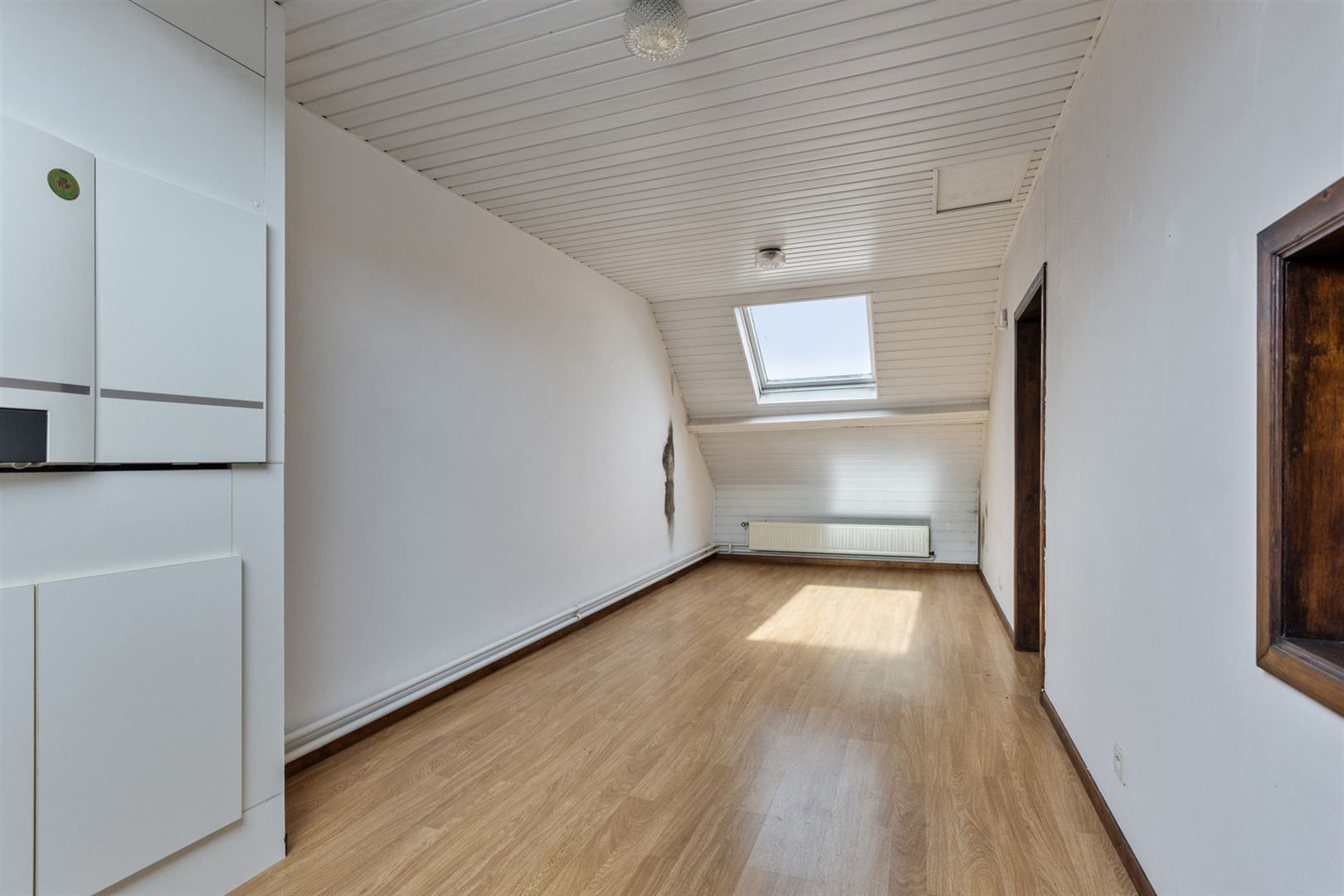 TE KOOP: Te renoveren woning op toplocatie in Hasselt! foto 9