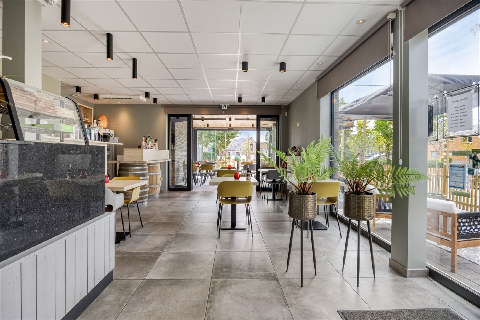 TE KOOP: Handelshuis met pizzeria & appartement in Koersel! foto 7
