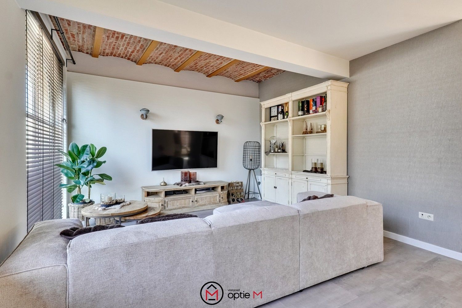 Charmante woning met 4 slaapkamers + weide foto 5