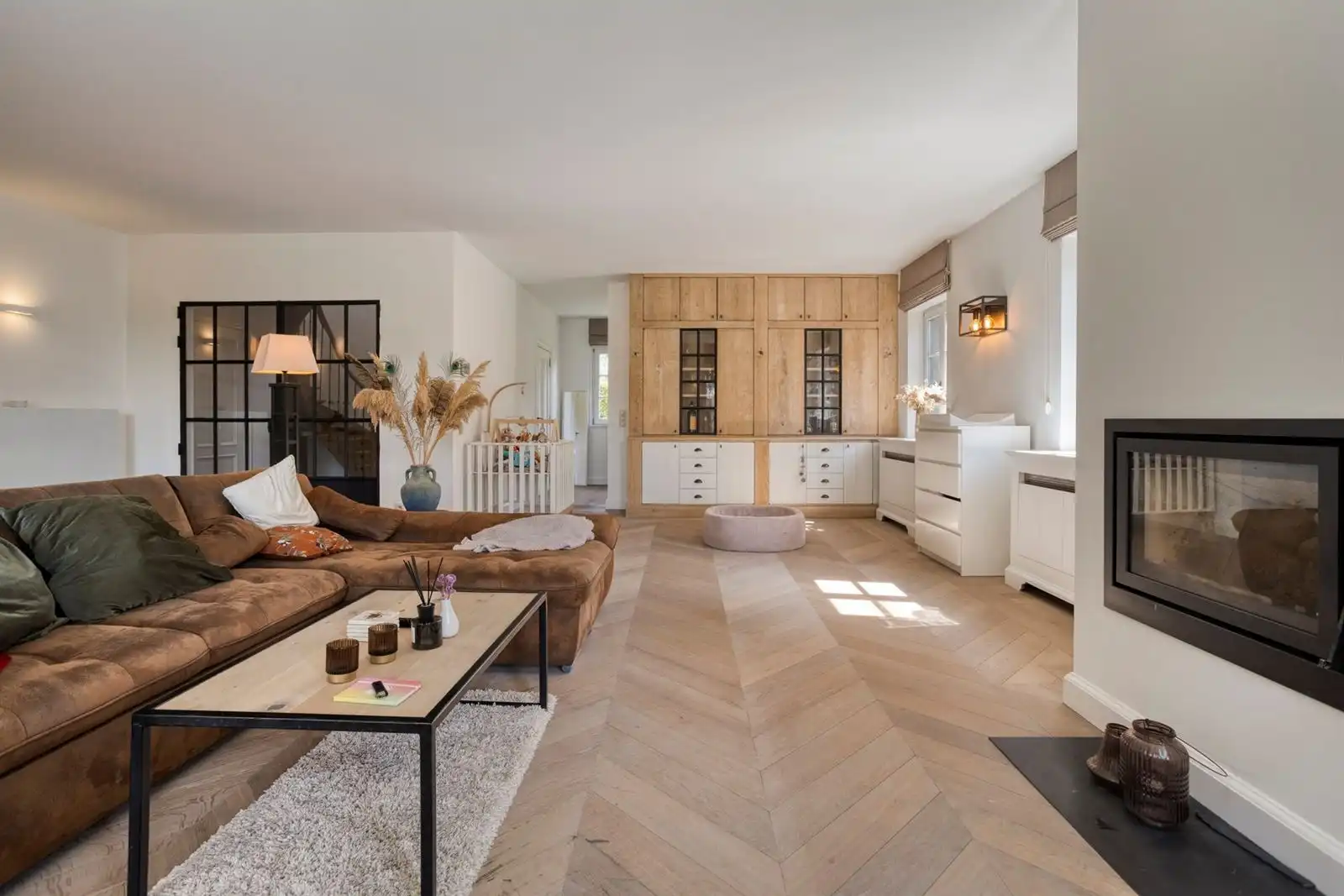 Ruimte, rust en eindeloze mogelijkheden

! Op zoek naar een woning die écht iets extra biedt?  foto 5