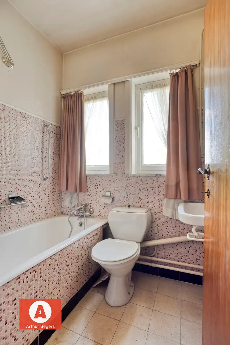 Te renoveren woning met 3 slpk op toplocatie in Malderen foto 21