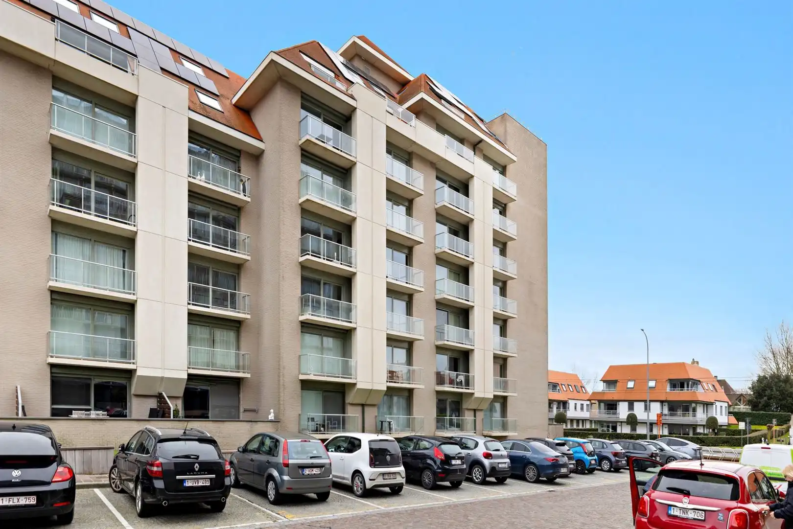 Bjzonder mooi afgewerkt appartement in topgebeouw foto 18