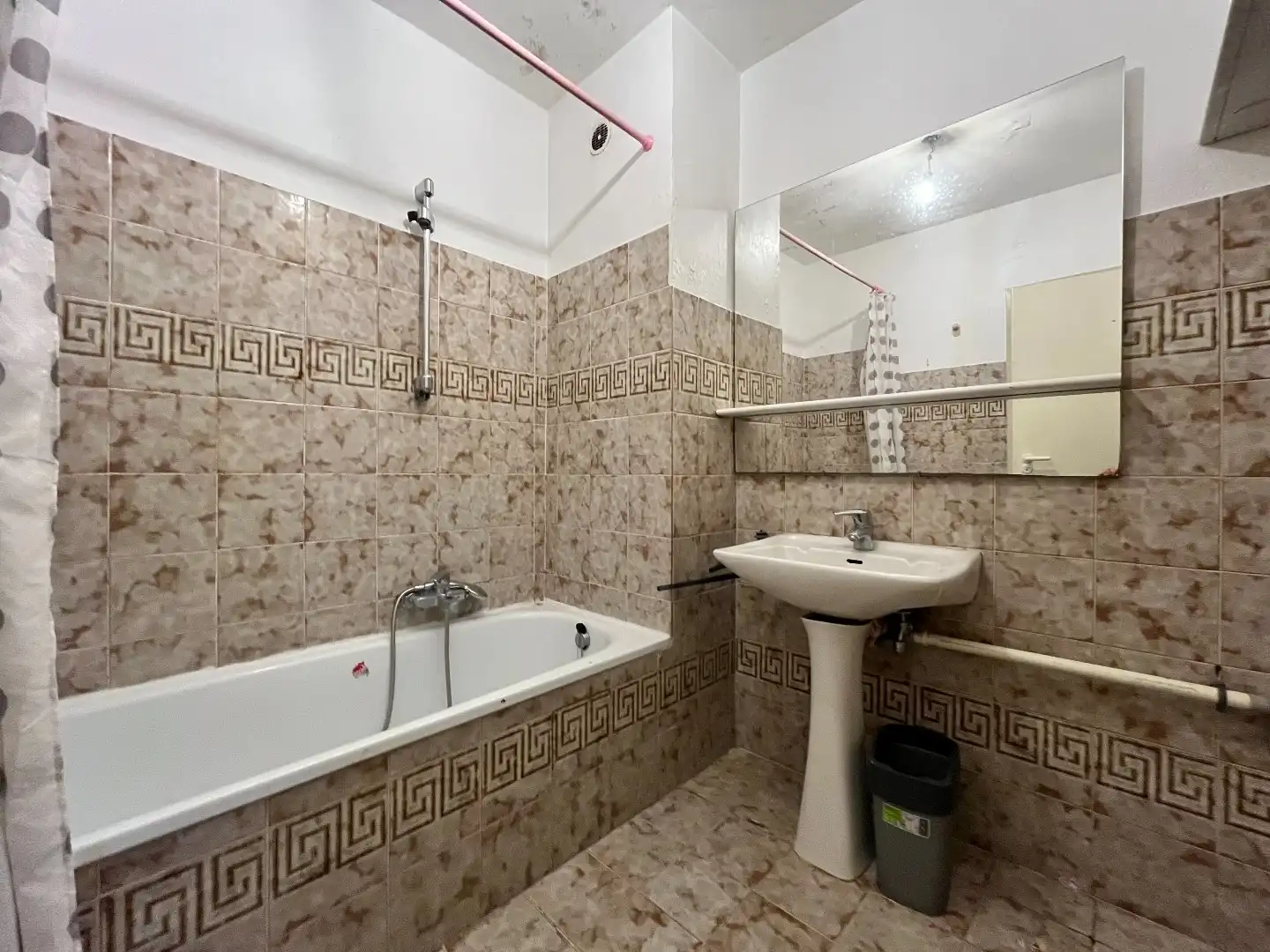 2-slpk appartement met terras te Borsbeek foto 9