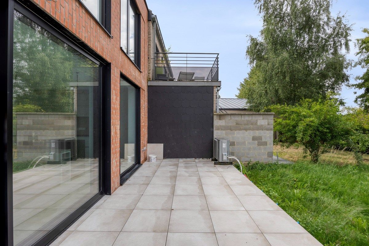 Energiezuinige, afgewerkte nieuwbouwwoning voorzien van alle comfort foto 14