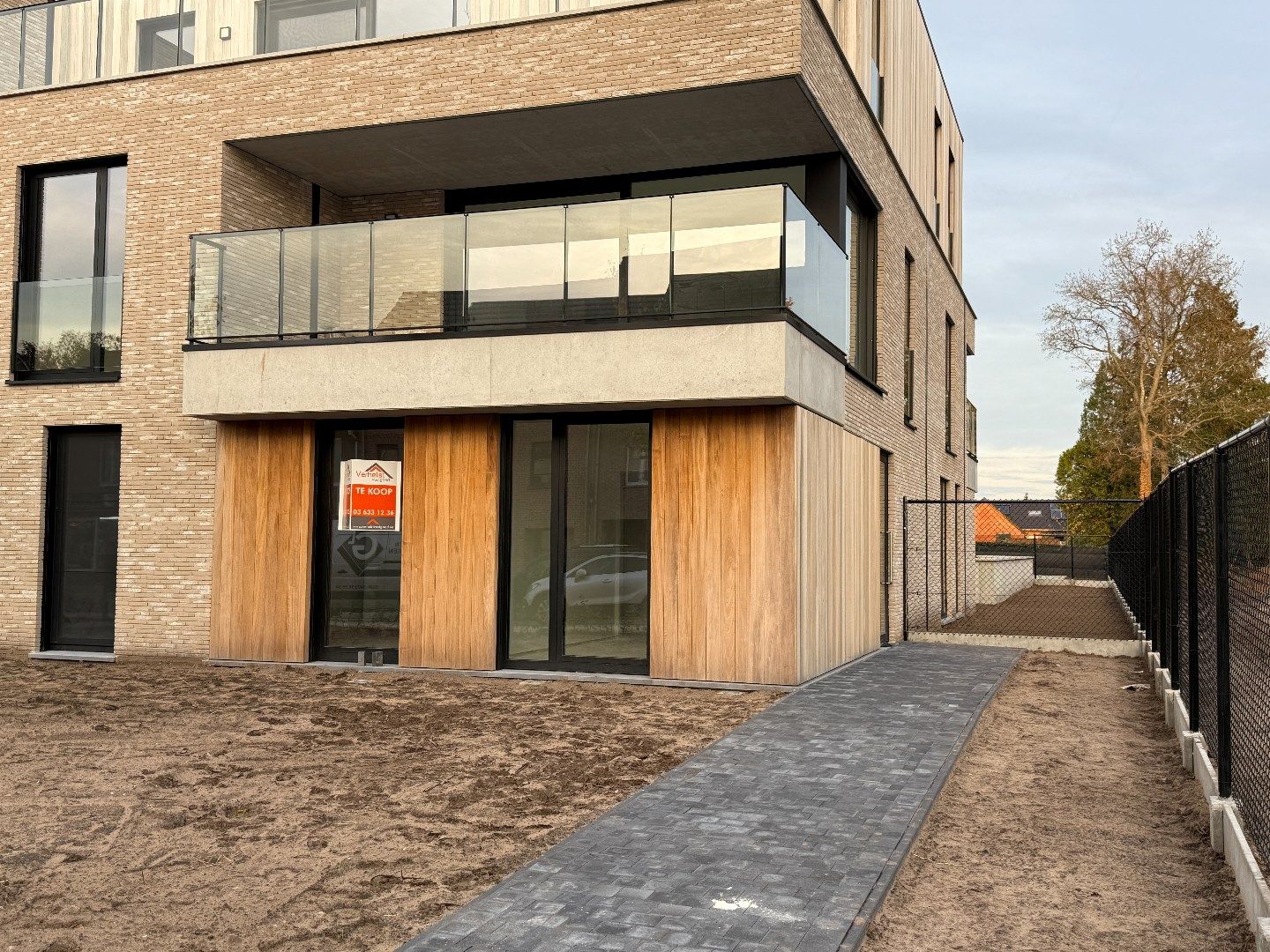 Residentie Balique - gelijkvloersappartement met zij-ingang en tuin foto 3