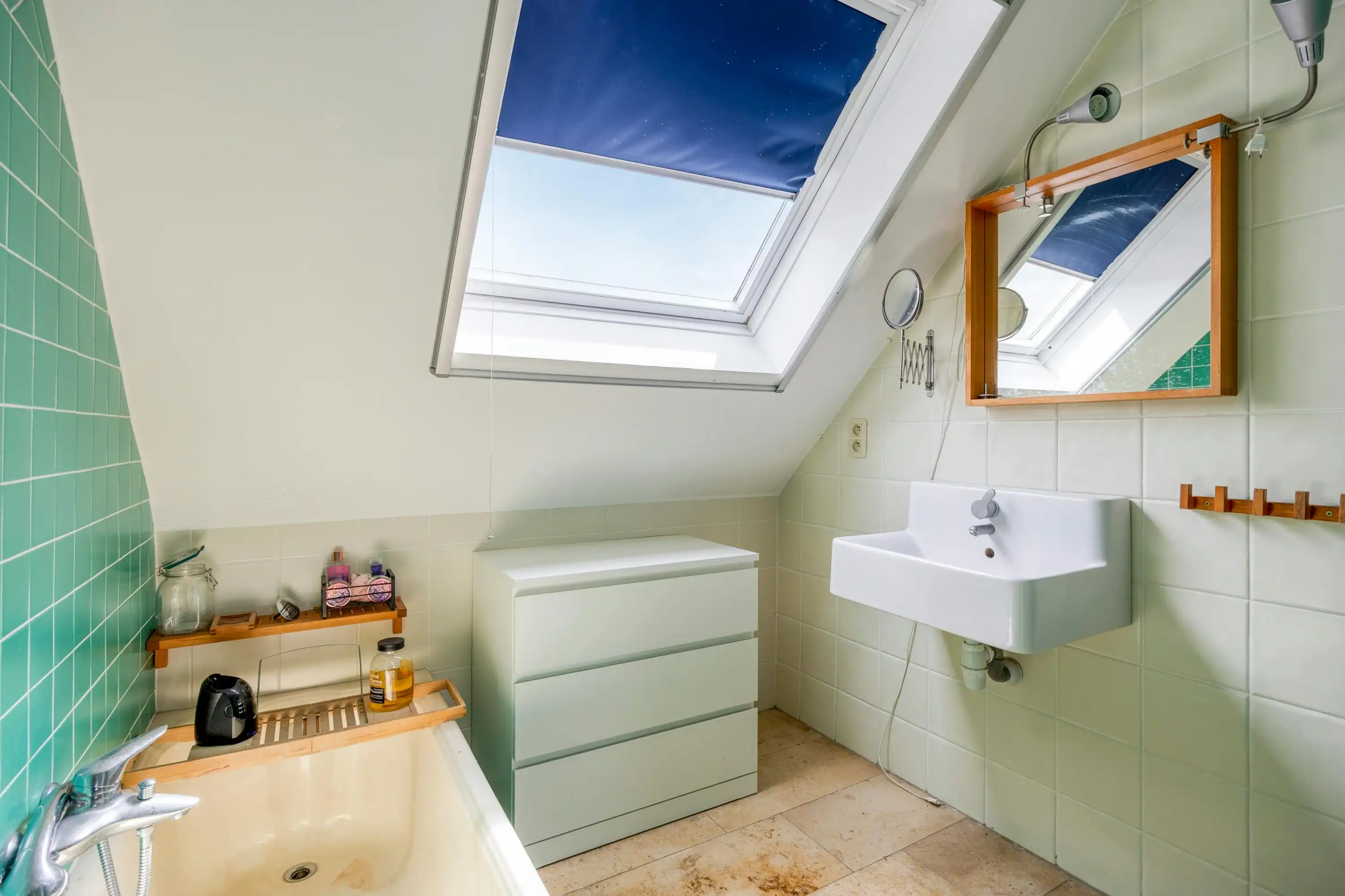Duplexappartement met 2 slpks te koop in centrum van Essen! foto 26