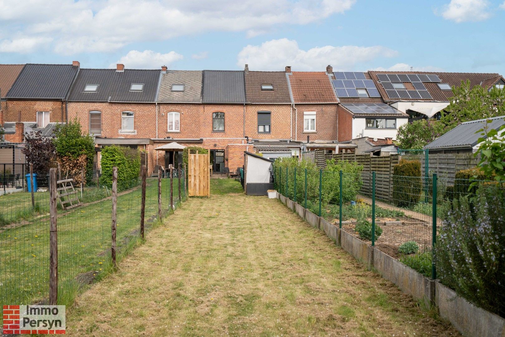 Gerenoveerde woning met 2 slaapkamers nabij het station. foto 17