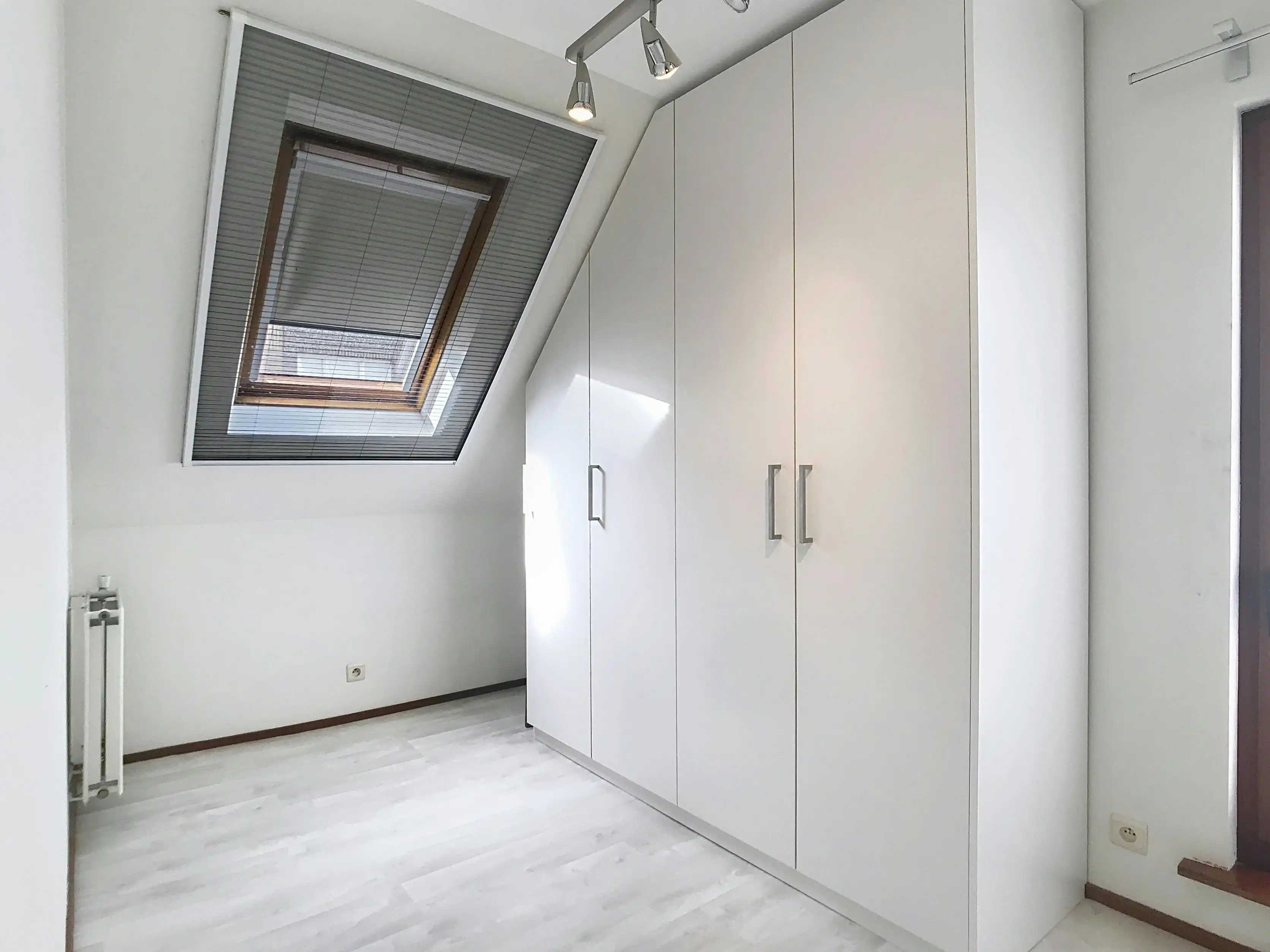 Instapklaar huis met 2 slaapkamers in Steendorp foto 17