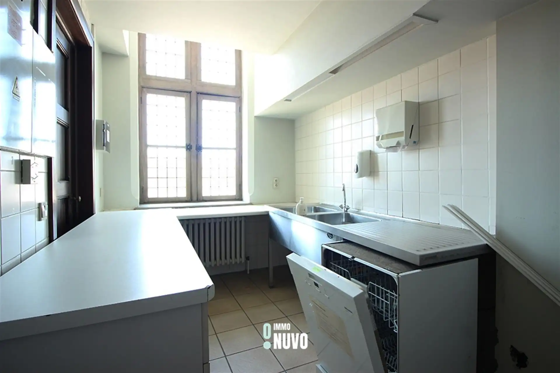 Commercieel gebouw foto 12