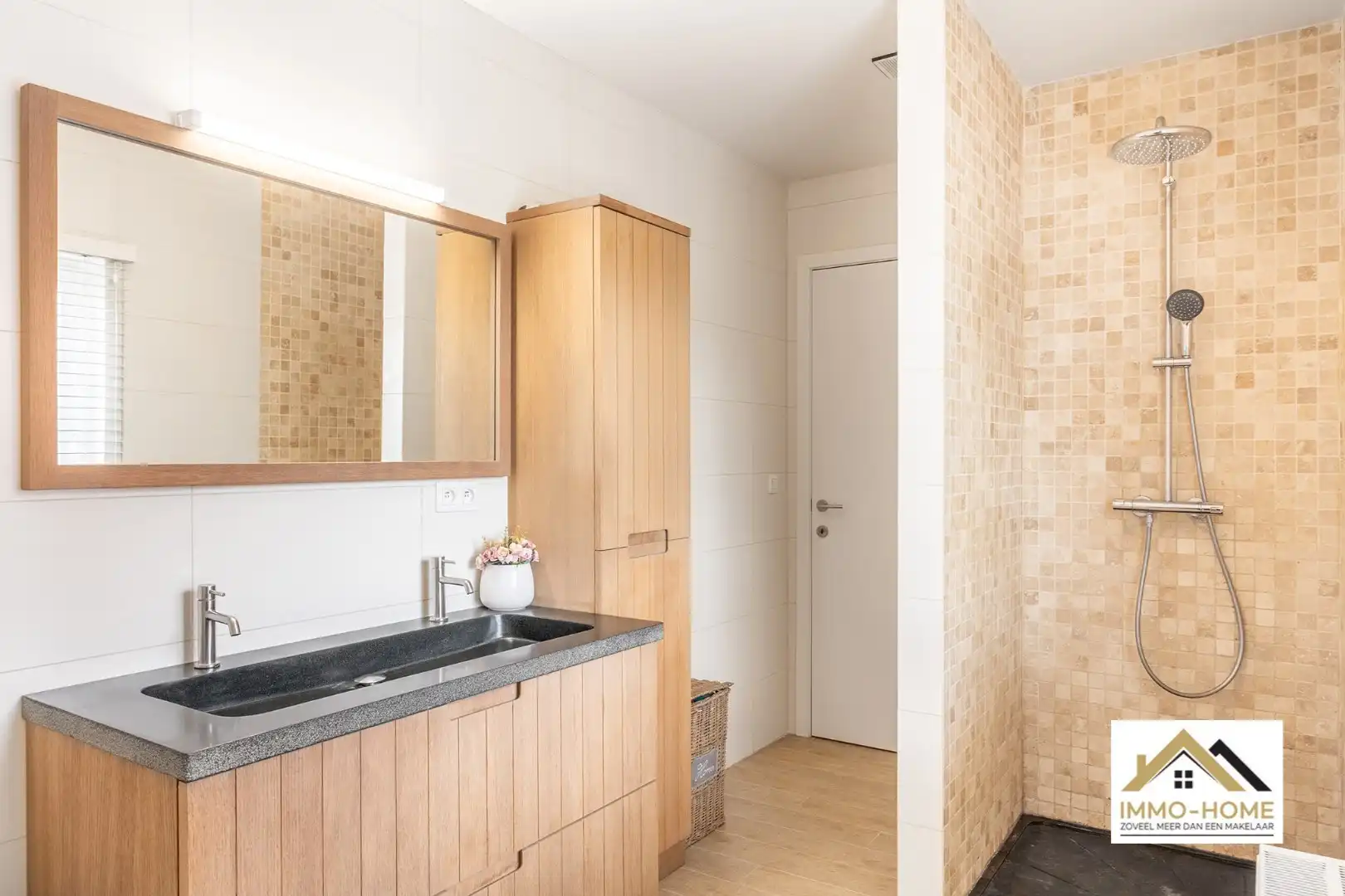 PRACHTIGE WONING IN LANDELIJKE STIJL  foto 14