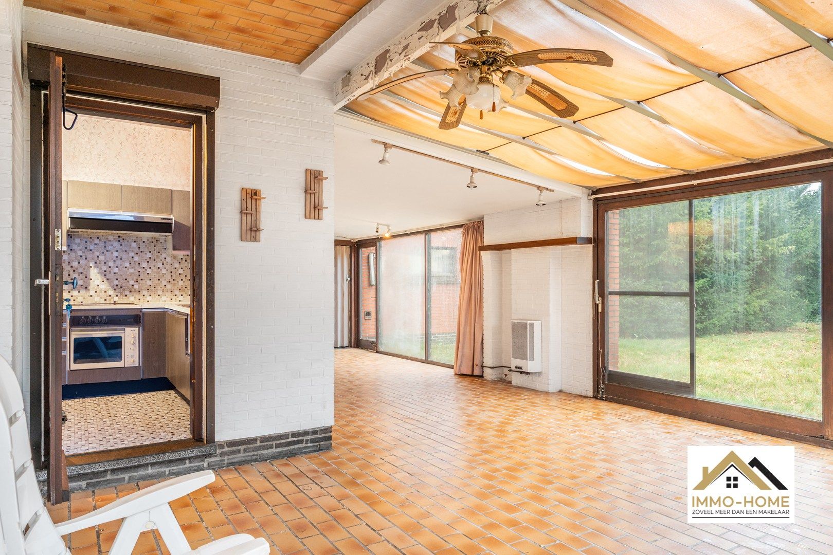 Vrijstaande woning op een ruime grond op topligging te Beervelde!  foto 12