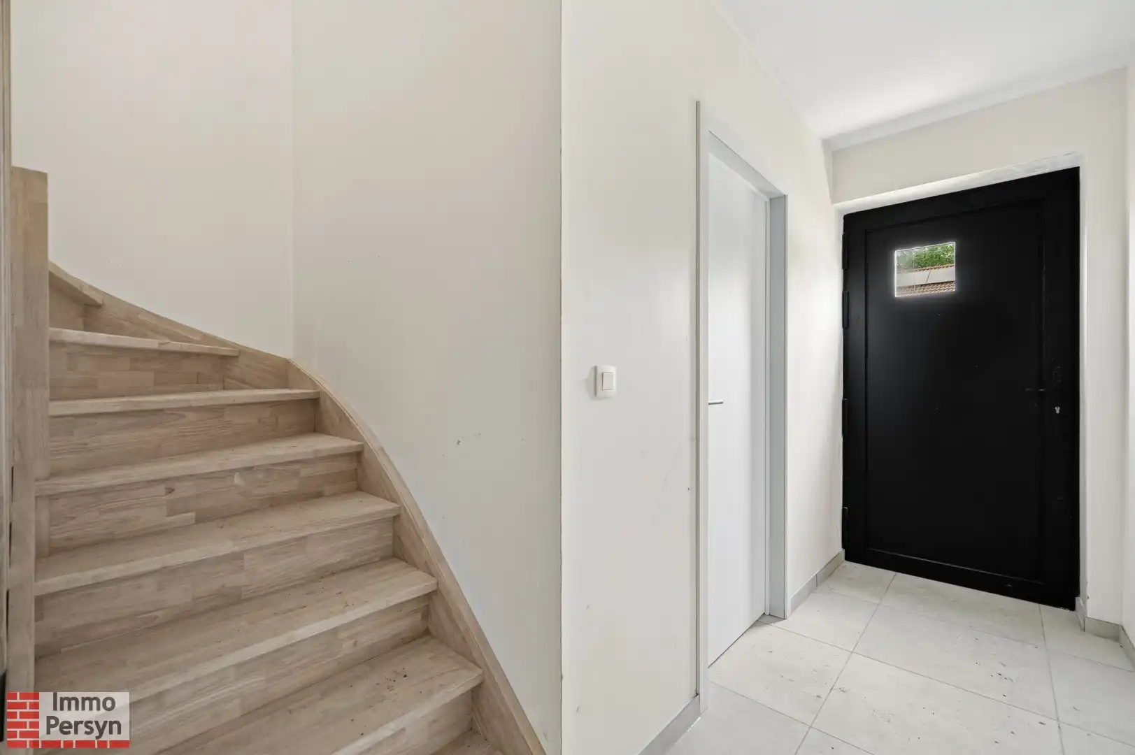 Prachtige nieuwbouw halfopen bebouwing in rustige straat foto 10