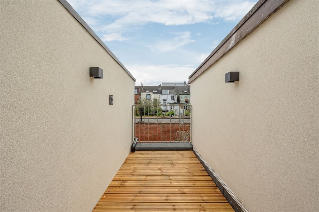 Gerenoveerd herenhuis met tuin en A label foto 14