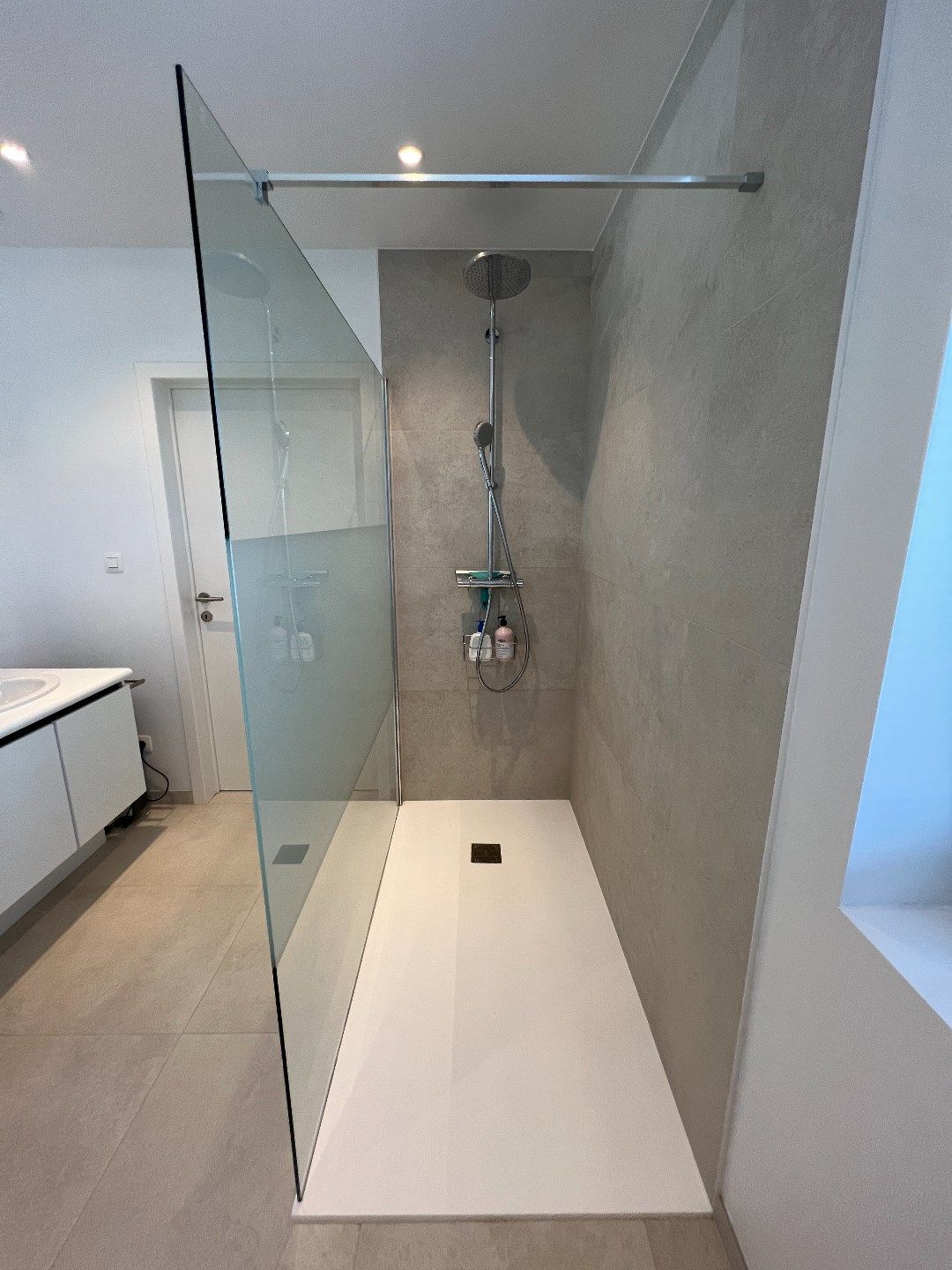 NIEUWBOUWWONING MET 3 SLAAPKAMERS EN TUIN IN IEPER foto 13