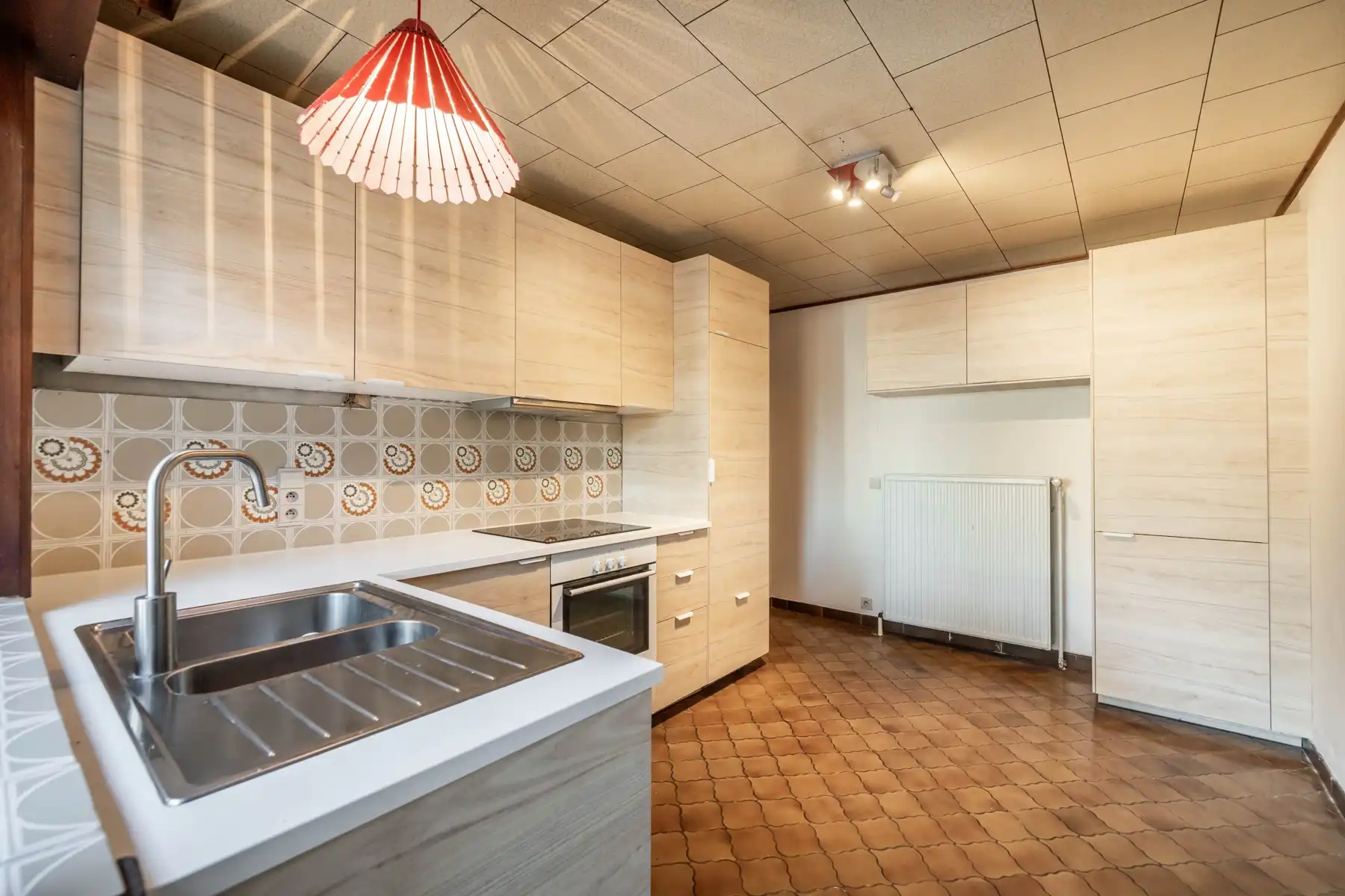 Grote woning in de dorpskern van Meerbeek foto 7