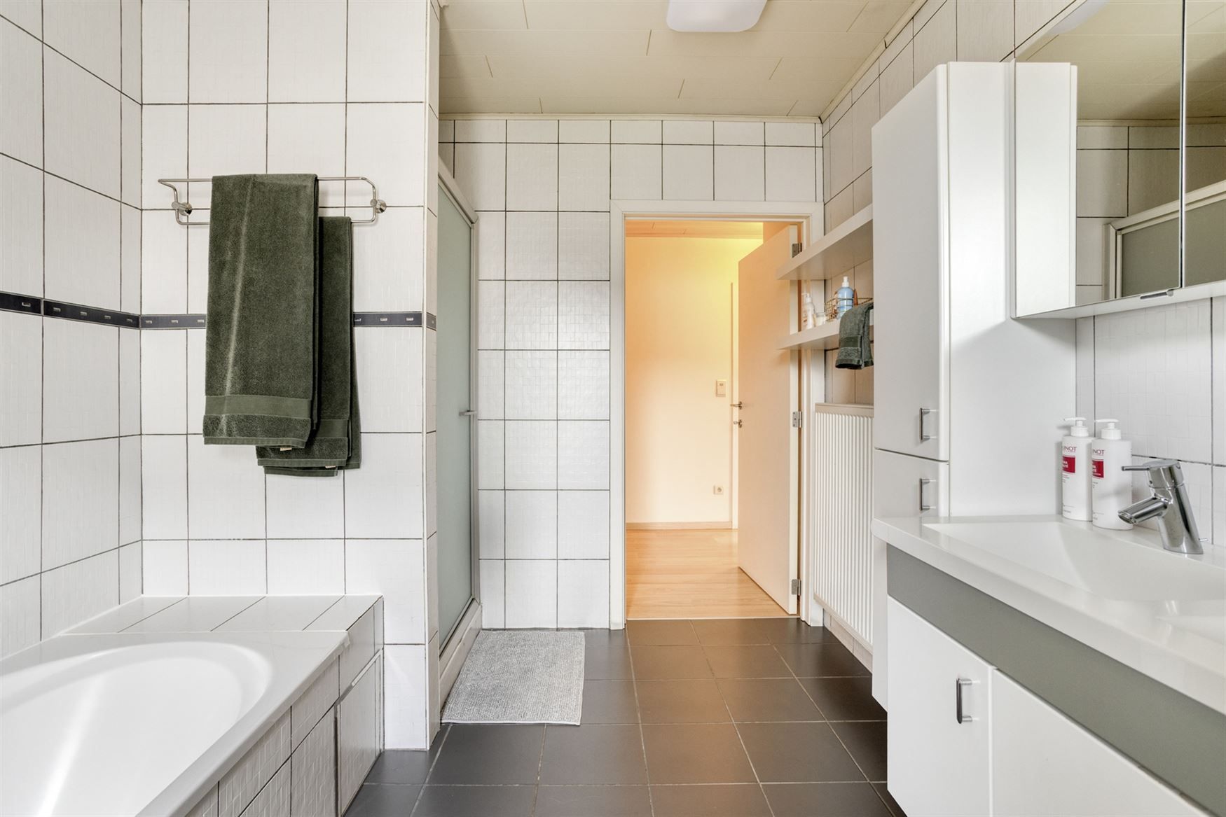 Ruime energiezuinige gezinswoning foto 18