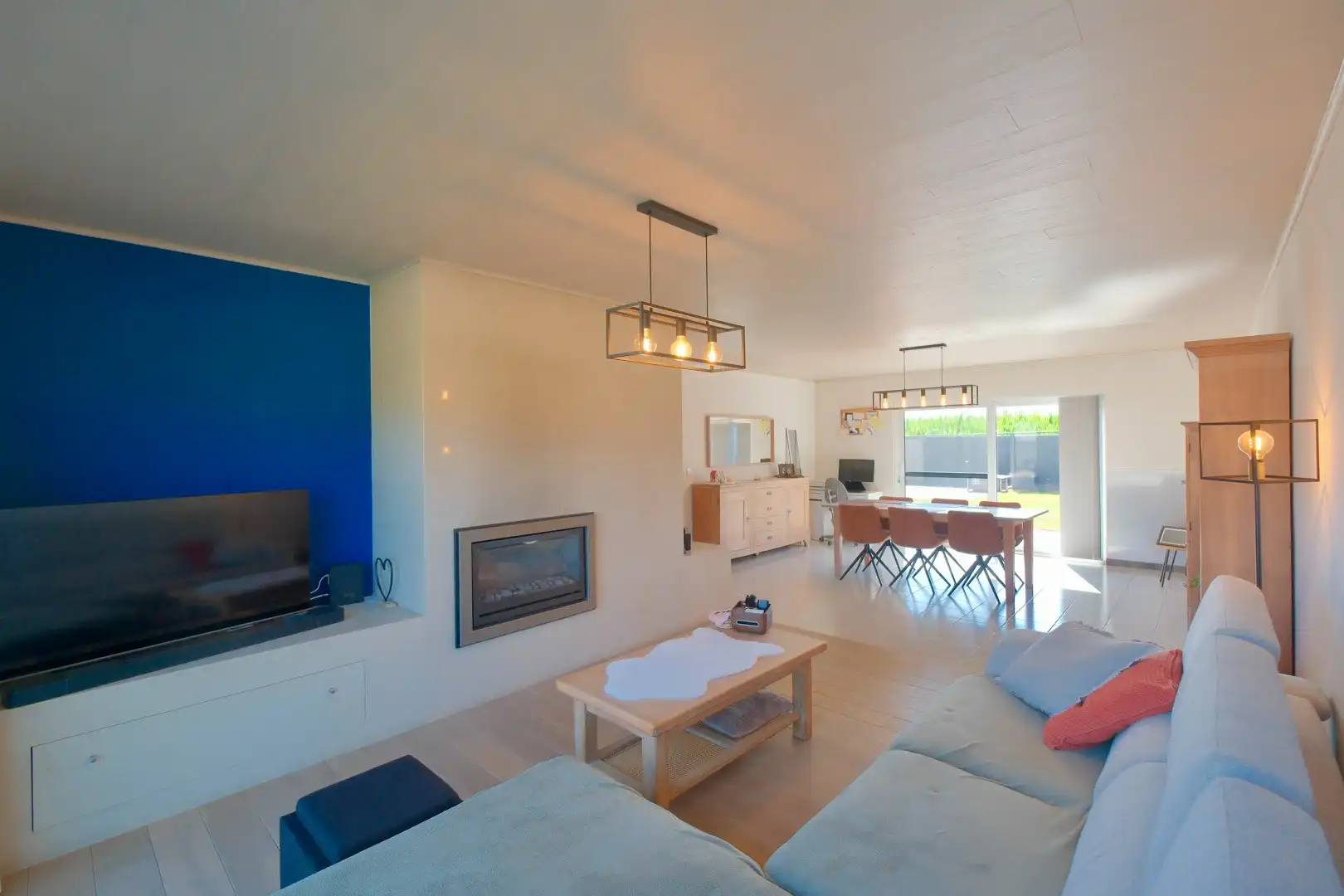 LICHTERVELDE - Open bebouwing met 2 slpks en garage op perceel van 486 m² foto 8