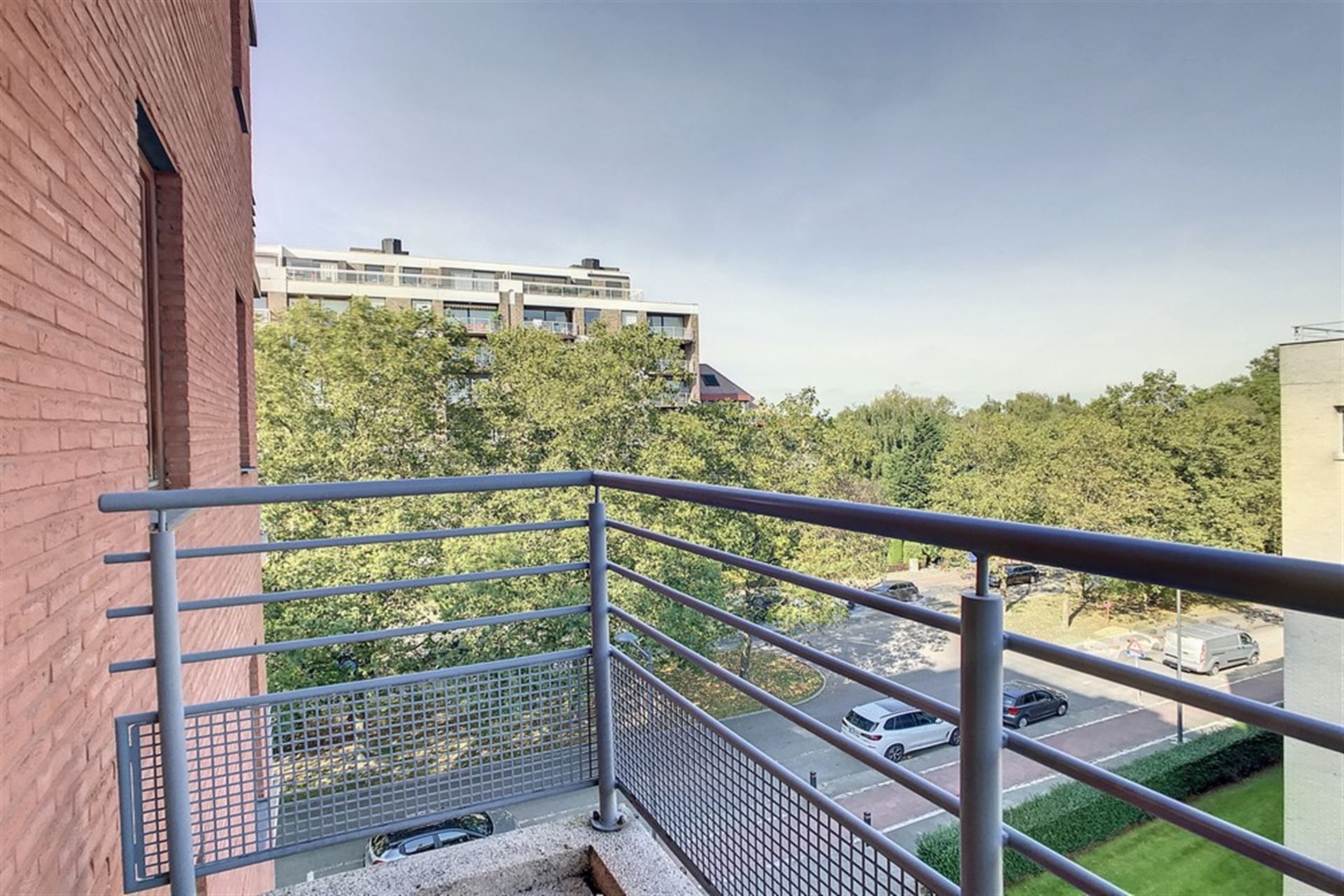 Gezellig appartement te Evere foto 7