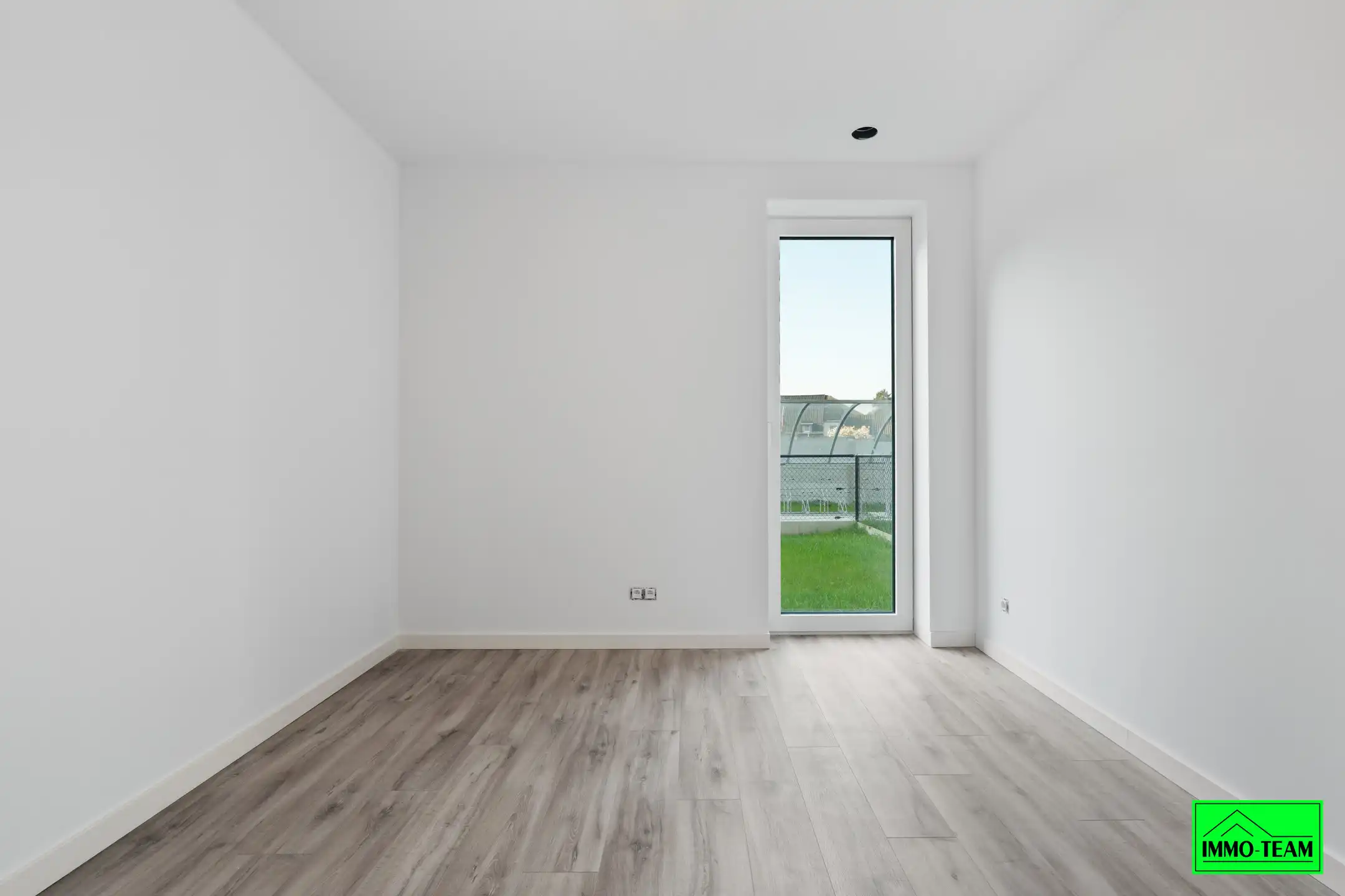 GLV APPARTEMENT MET TERRAS, TUIN EN ONDERGRONDSE STAANPLAATS foto 16