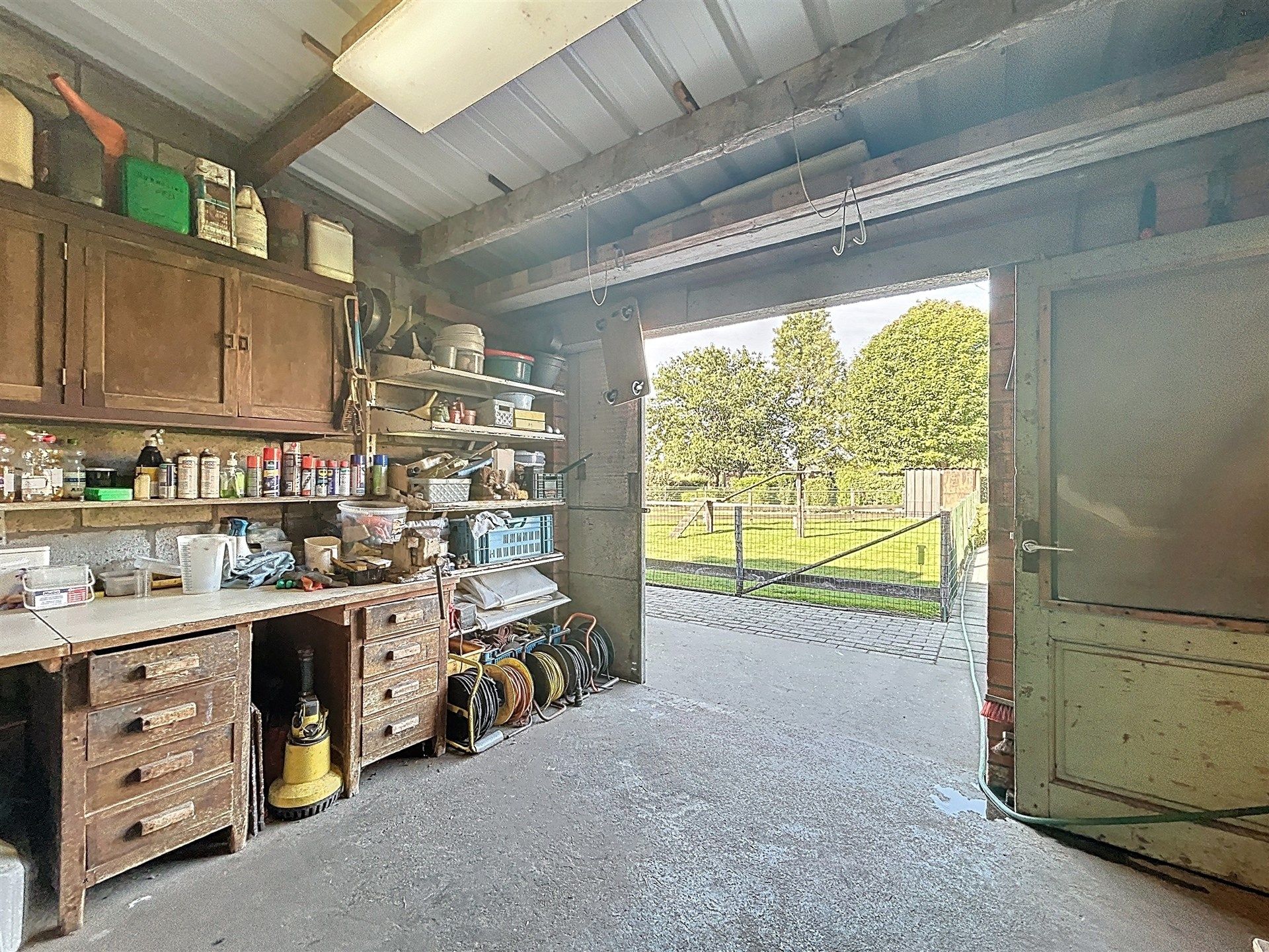 Charmante woning met 3 slk en garage op toplocatie. foto 24