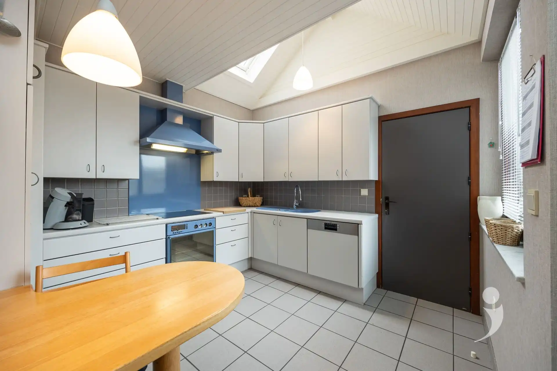 Charmante gezinswoning met uitzonderlijke tuin en weids uitzicht  foto 7